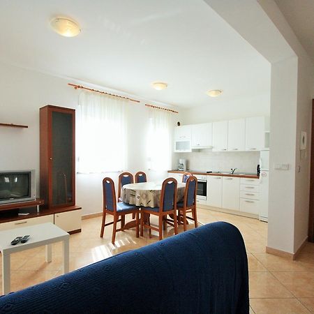 Apartment Bilic With Balcony ポレッチ エクステリア 写真