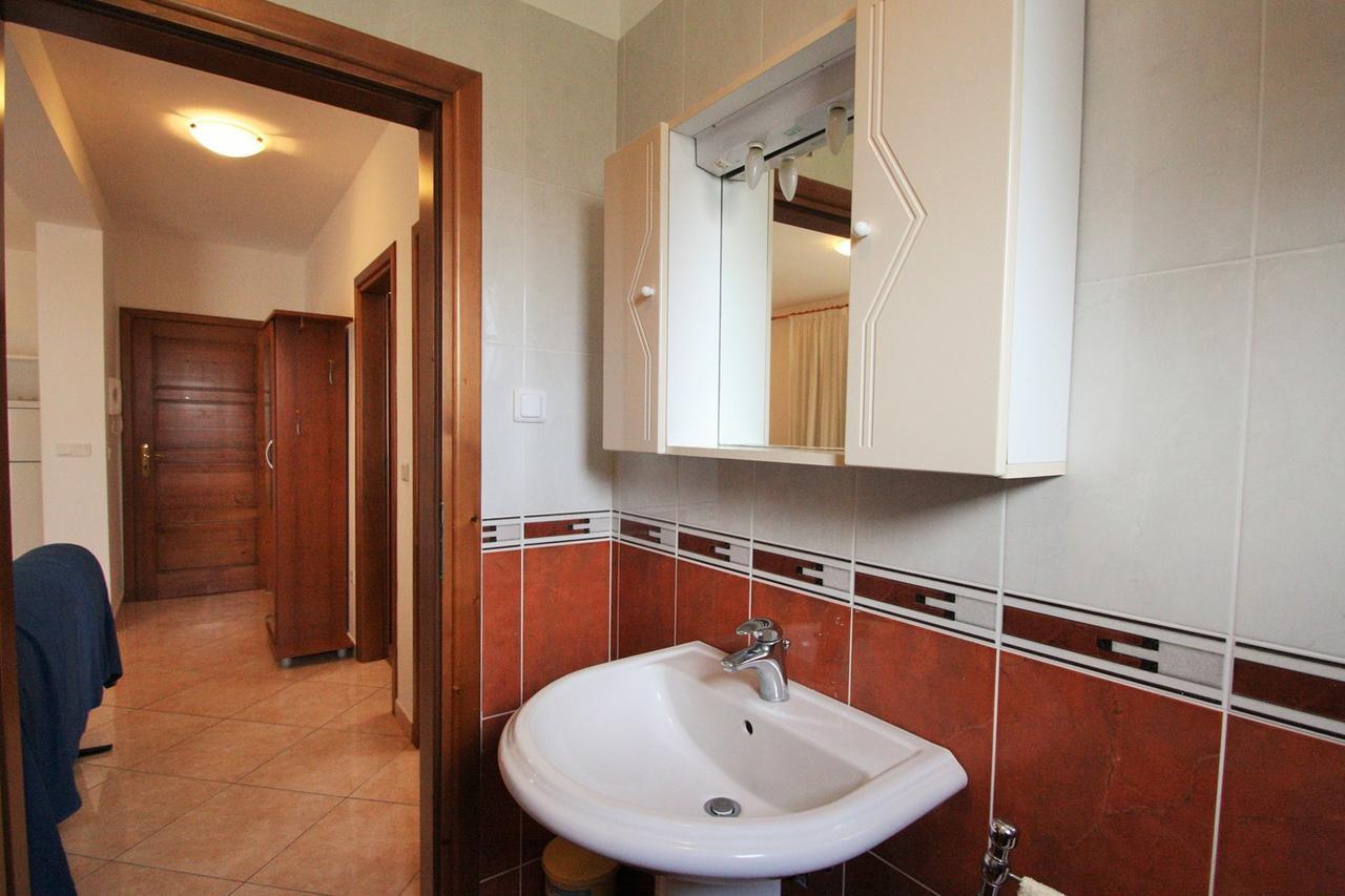 Apartment Bilic With Balcony ポレッチ エクステリア 写真